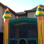 BUAZ20a76 1759558267 big Home